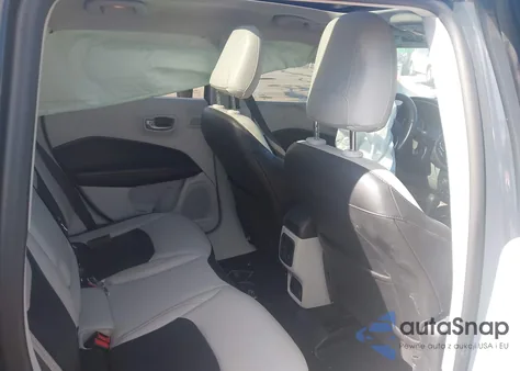 2018 Jeep Compass Limited 4X4 from USA, damaged, VIN 3C4NJDCB9JT212553